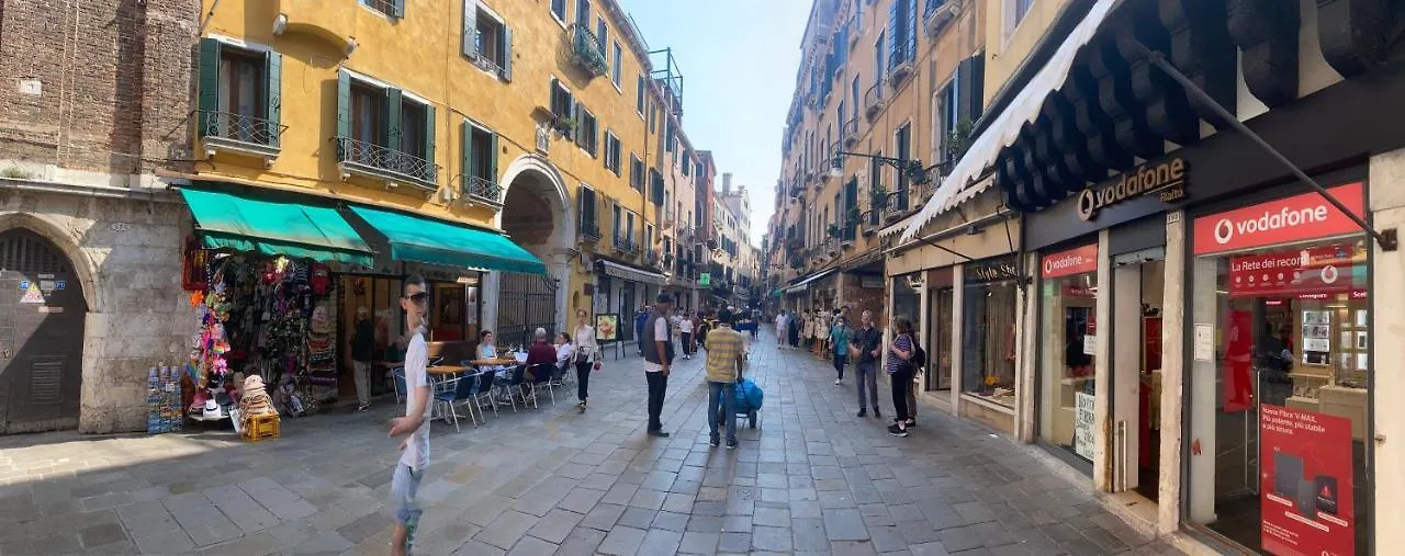 Antique Historical Apartment Veneza