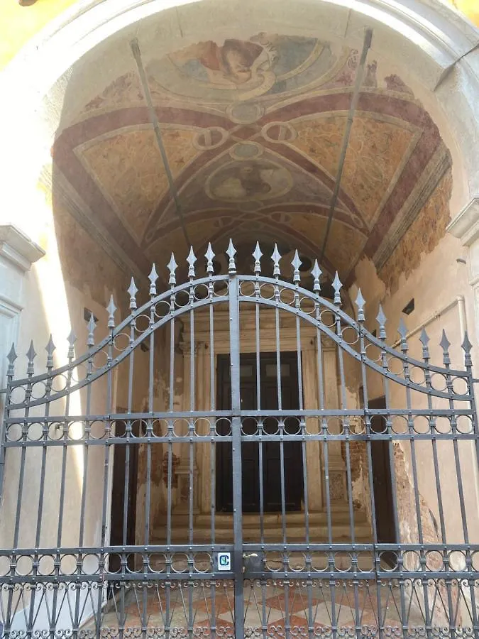 Antique Historical Apartment Veneza 0*,